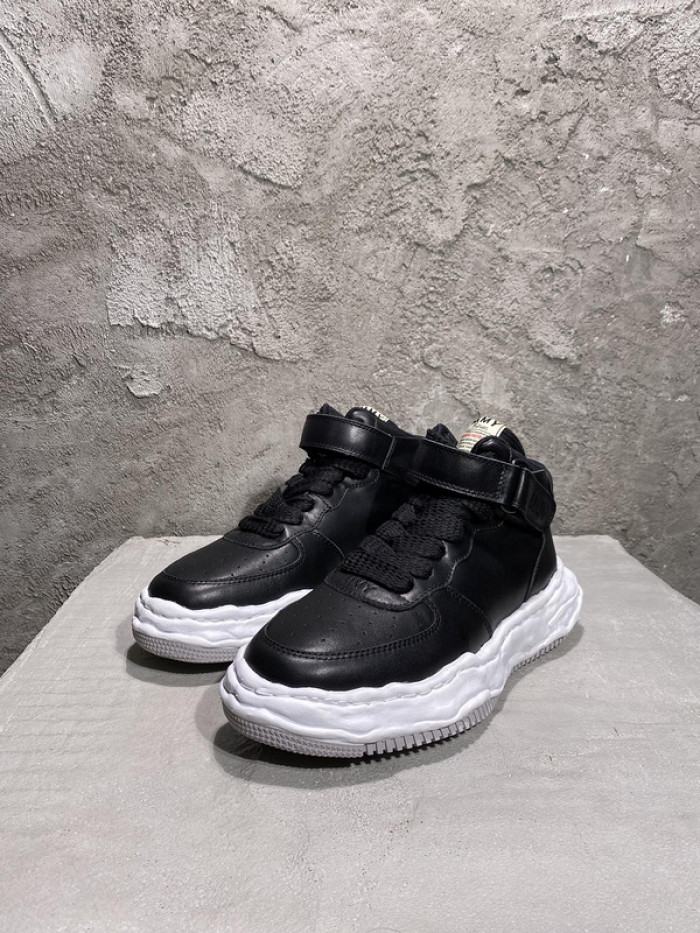 maison mihara yasuhiro sneaker