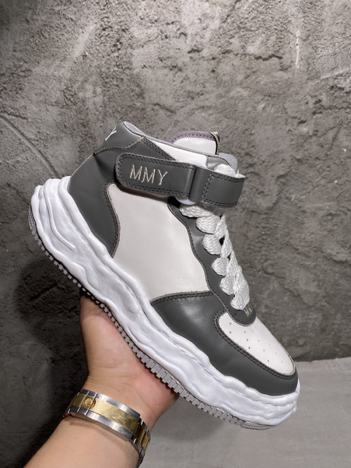 maison mihara yasuhiro sneaker