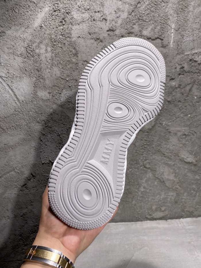 maison mihara yasuhiro sneaker