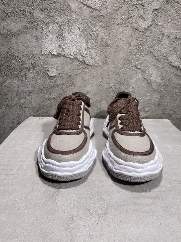 maison mihara yasuhiro sneaker