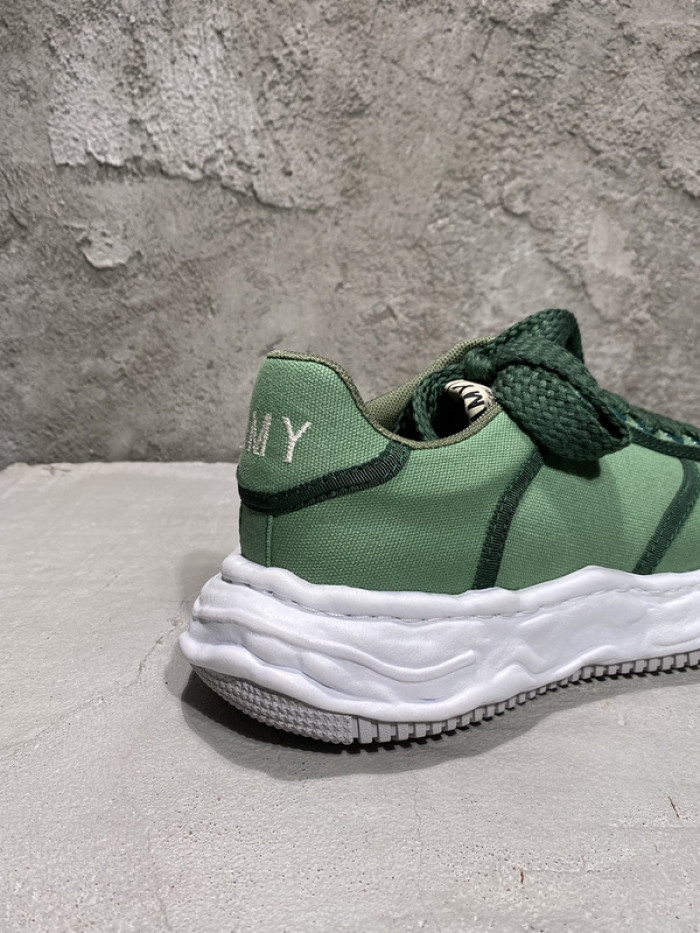 maison mihara yasuhiro sneaker
