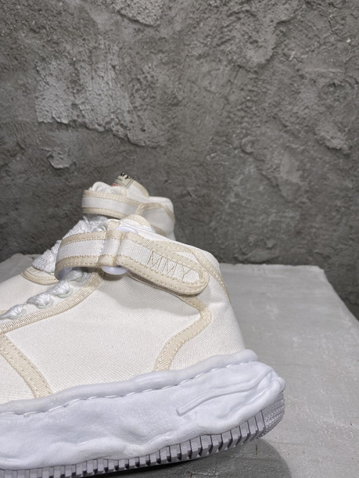 maison mihara yasuhiro sneaker