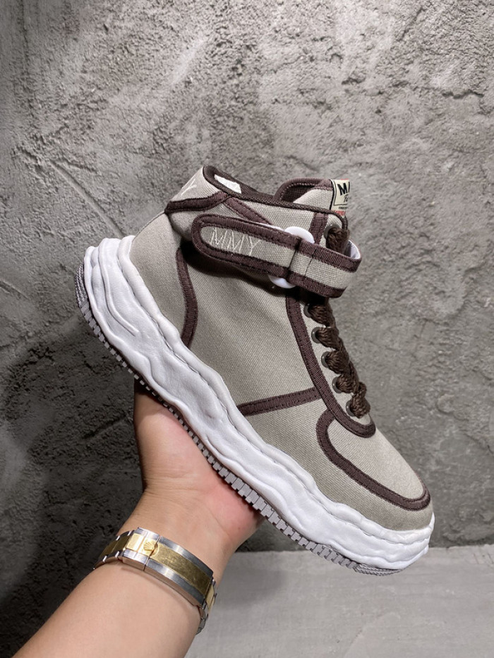 maison mihara yasuhiro sneaker