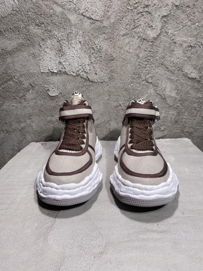 maison mihara yasuhiro sneaker