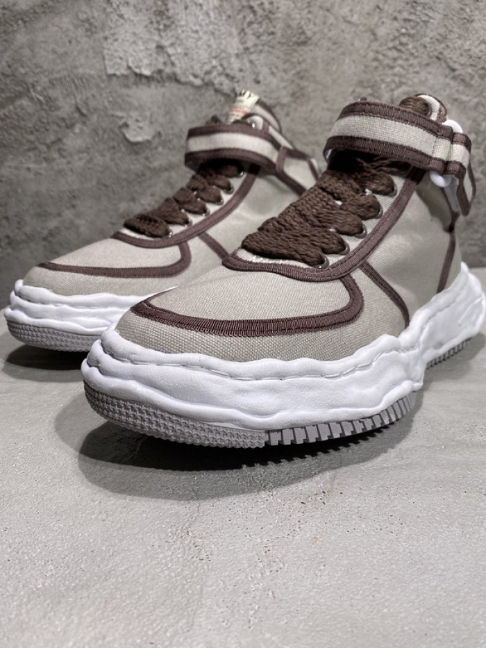 maison mihara yasuhiro sneaker