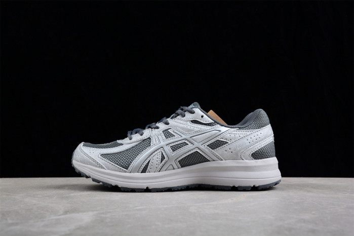 As*ic*s sneaker