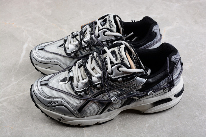 As*ic*s sneaker
