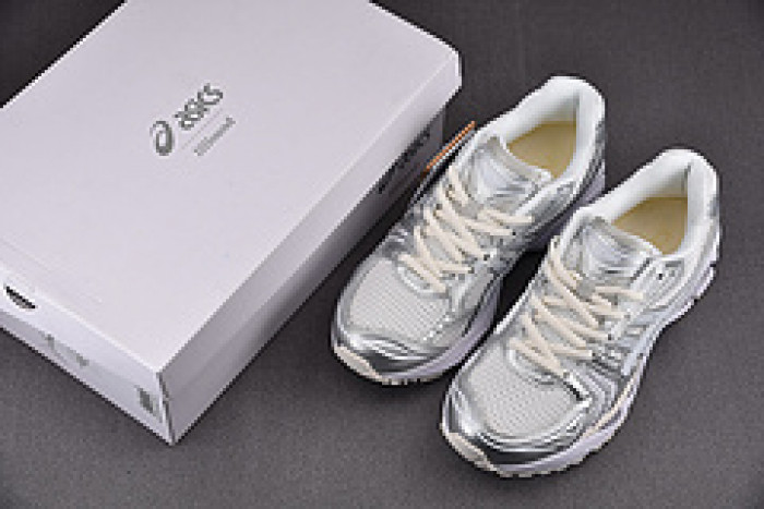 As*ic*s sneaker