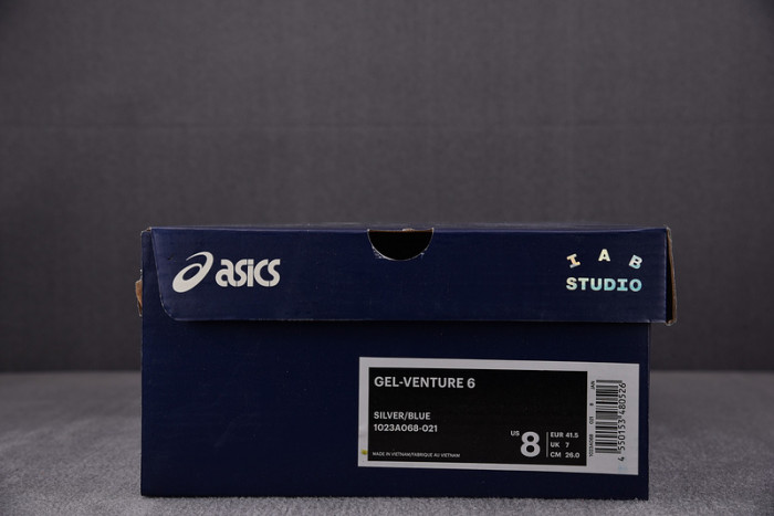 As*ic*s sneaker