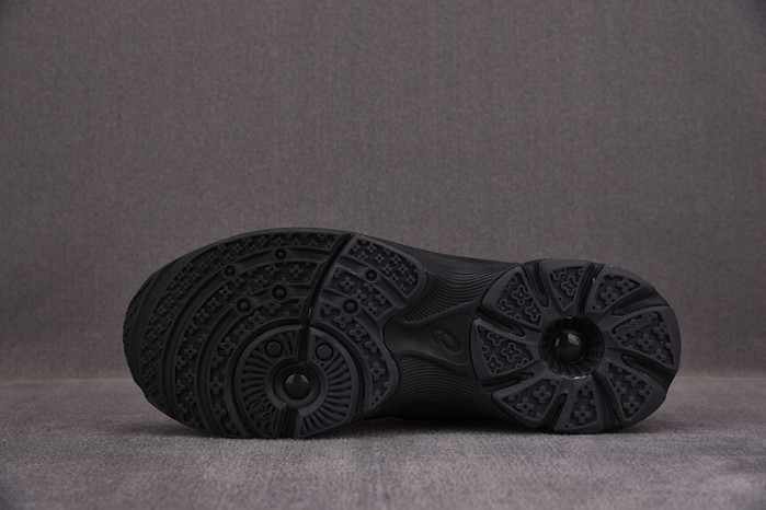 As*ic*s sneaker