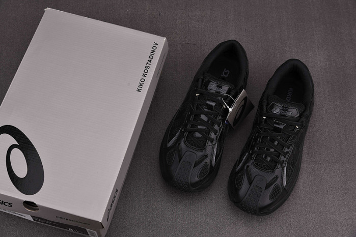 As*ic*s sneaker