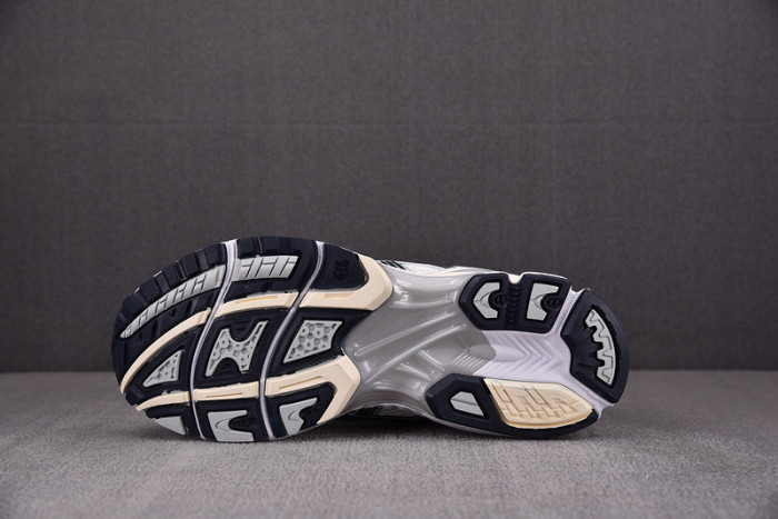 As*ic*s sneaker