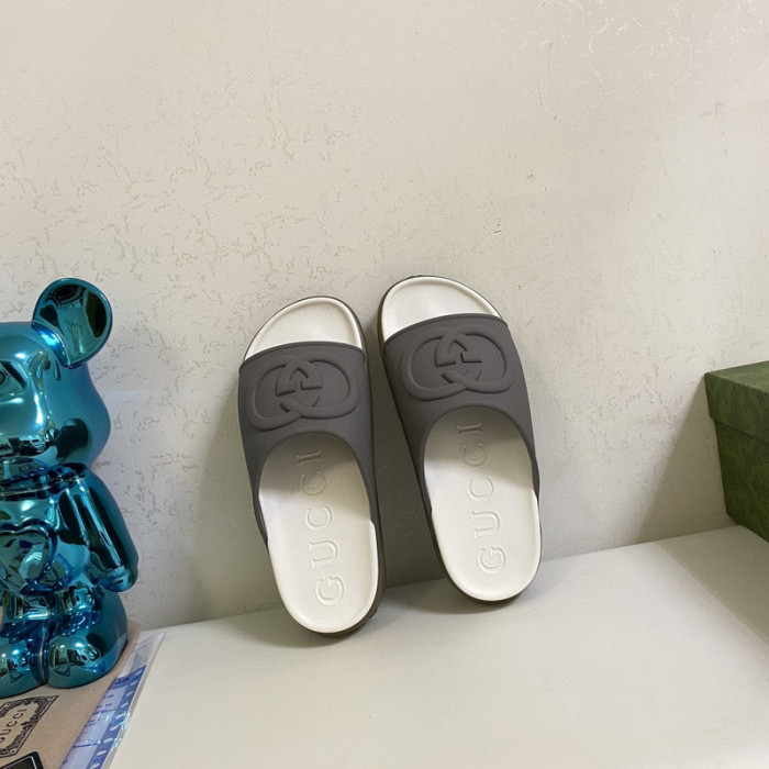 guc sandal
