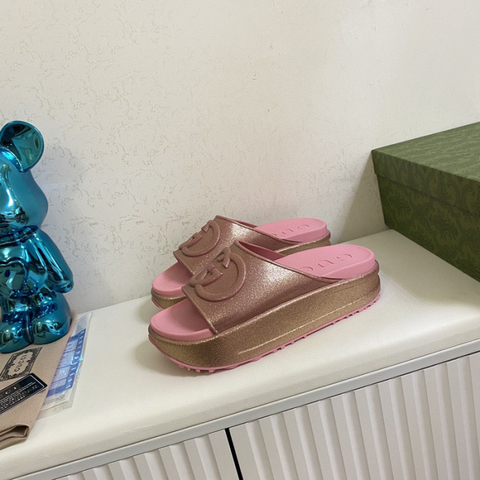 guc sandal