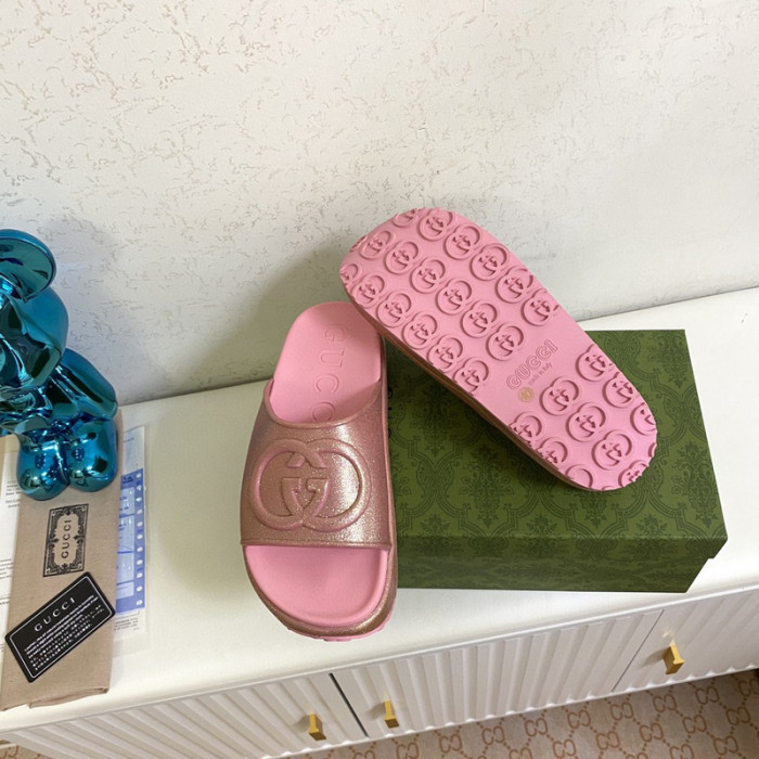 guc sandal