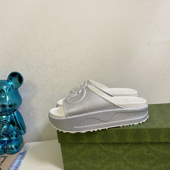 guc sandal