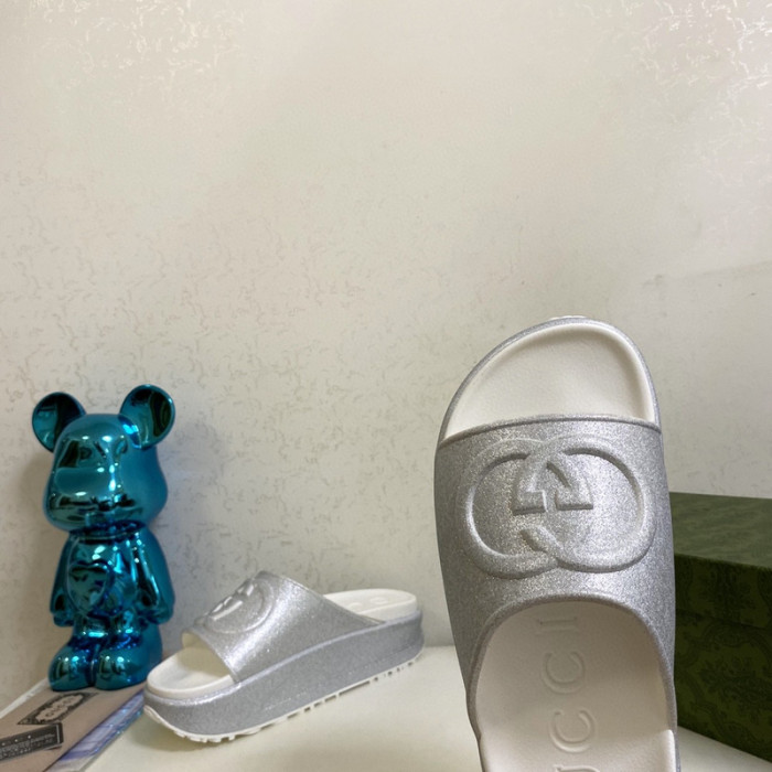 guc sandal