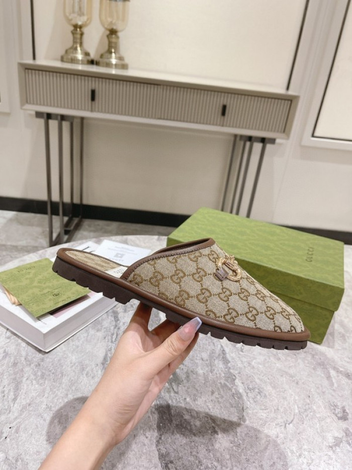 guc sandal