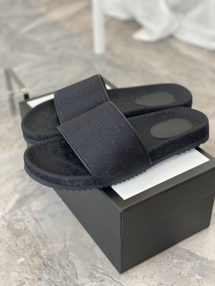 guc sandal