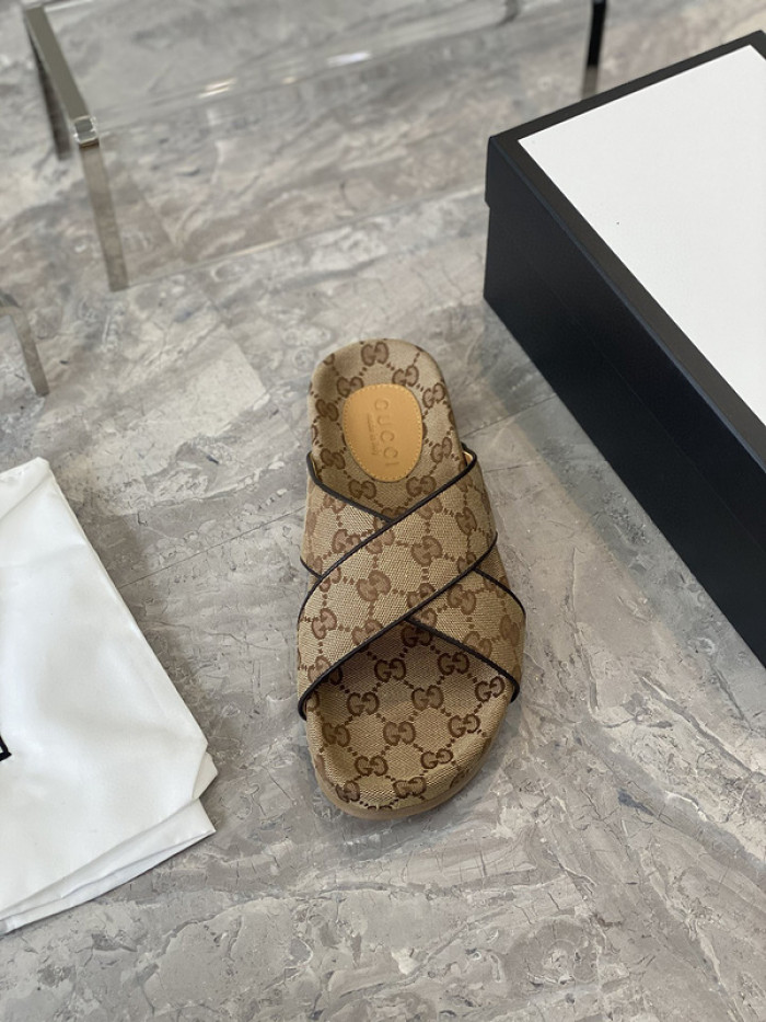 guc sandal
