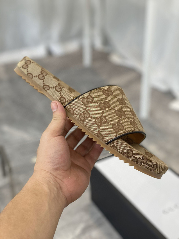 guc sandal