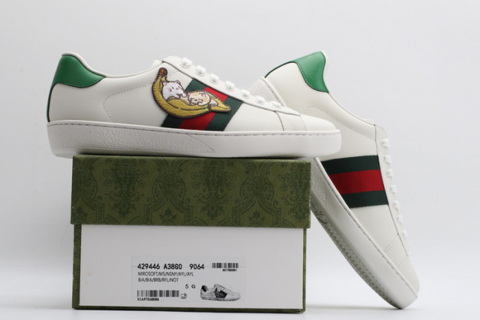 gi ace embroidered low-top sneaker