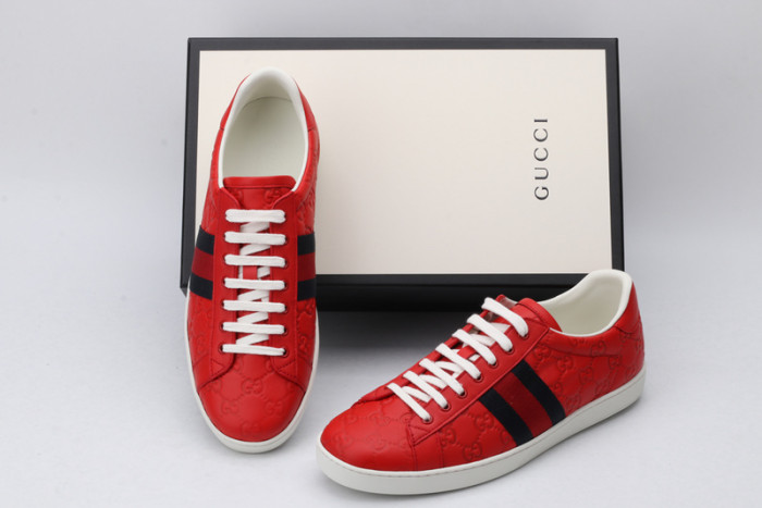 gi ace embroidered low-top sneaker