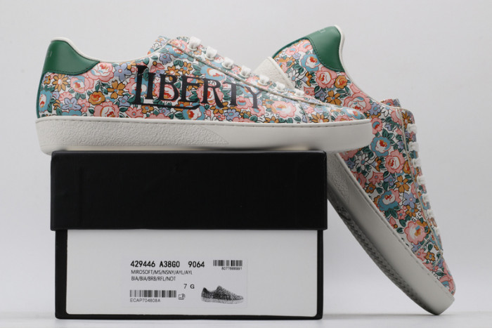 gi ace embroidered low-top sneaker