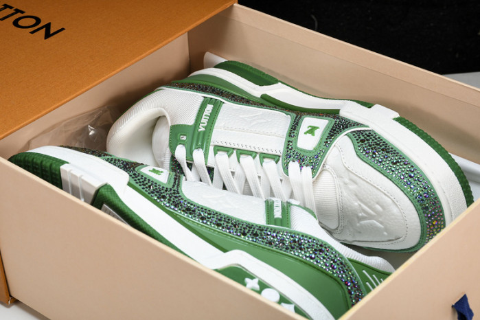lovt sneaker