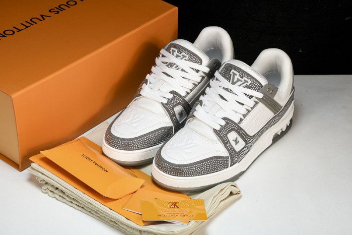 lovt sneaker