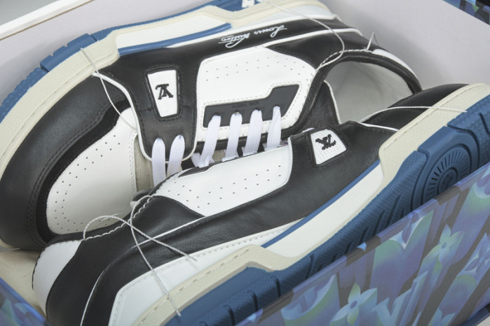 lovt sneaker