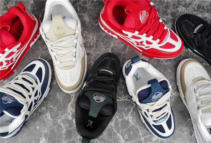 lovt sneaker