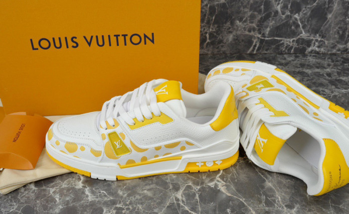lovt sneaker
