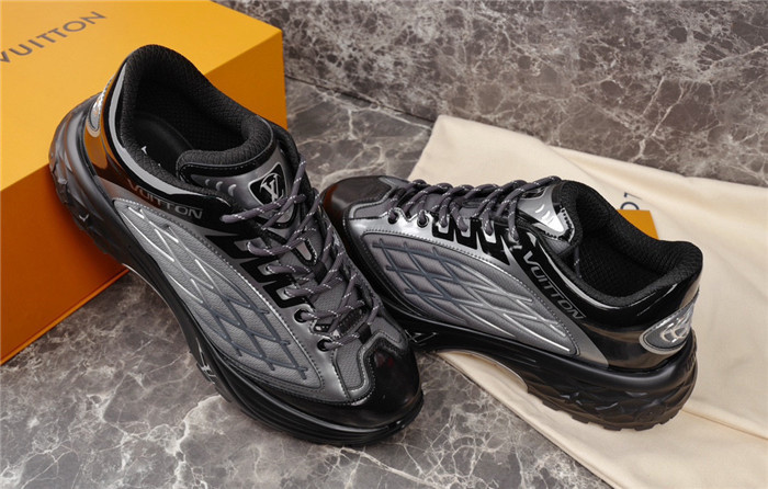 lovt sneaker