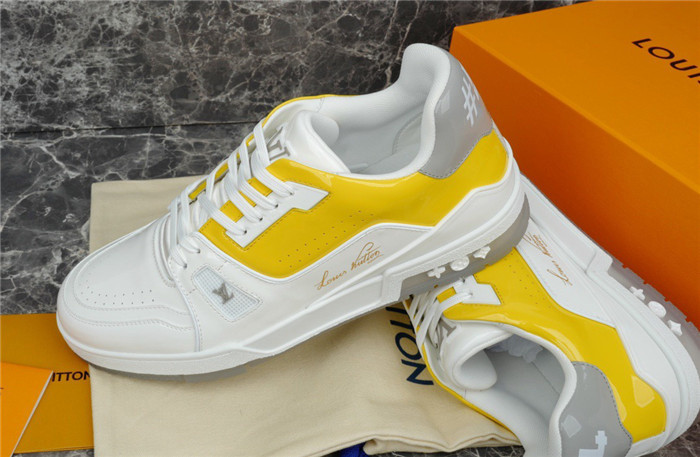 lovt sneaker