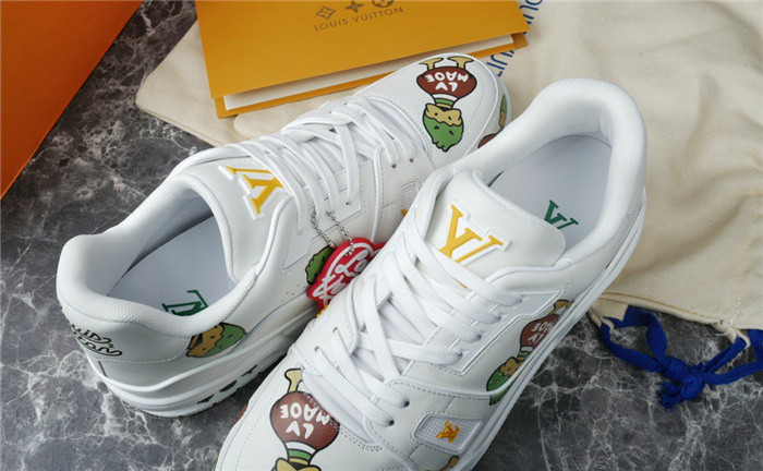 lovt sneaker