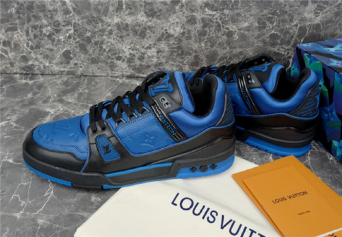 lovt sneaker