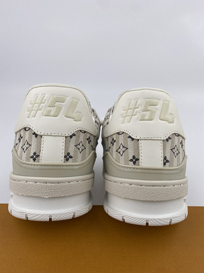 lovt sneaker