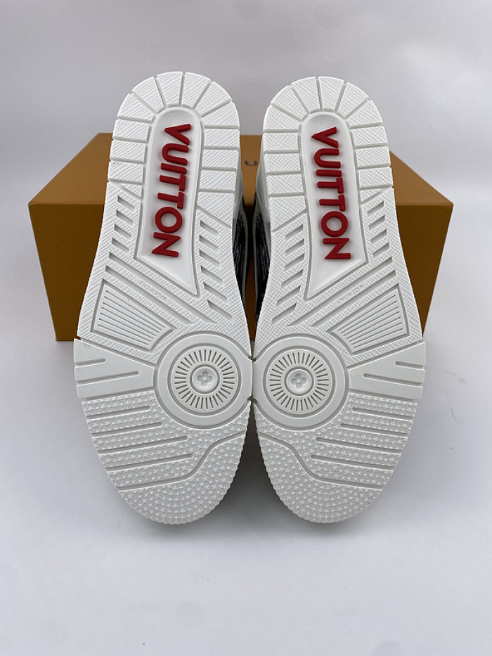 lovt sneaker