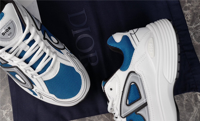 dr b30 trainer sneaker