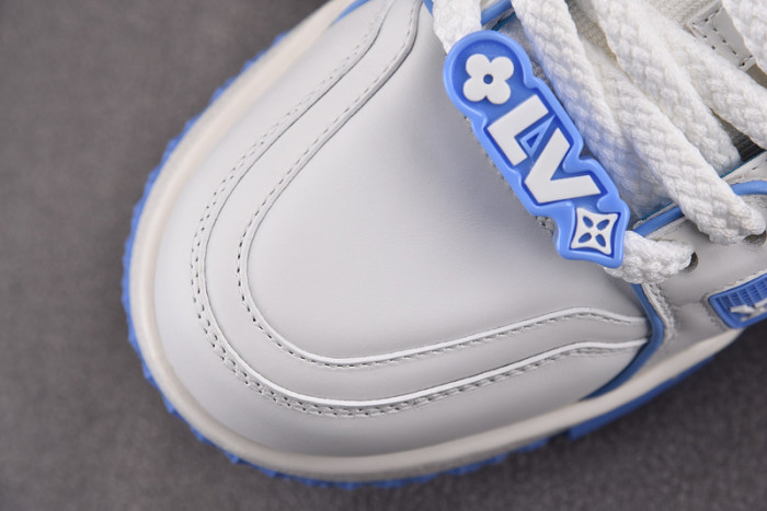 lovt sneaker
