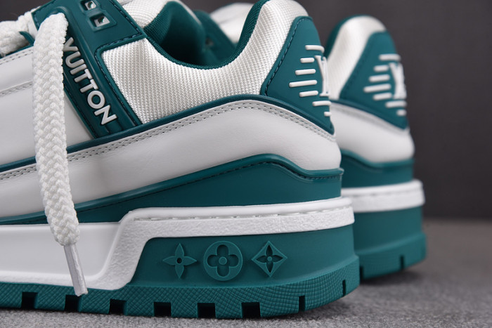 lovt sneaker