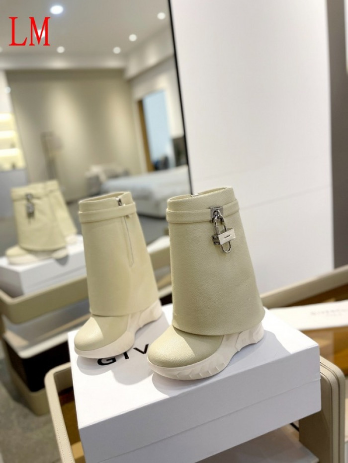 g1vency heel