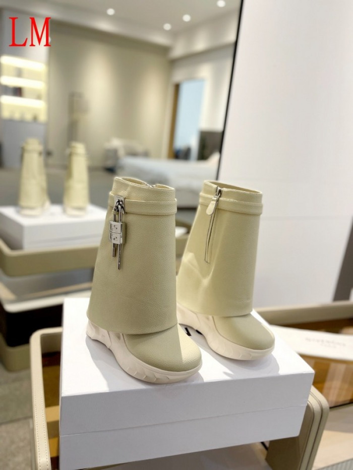 g1vency heel