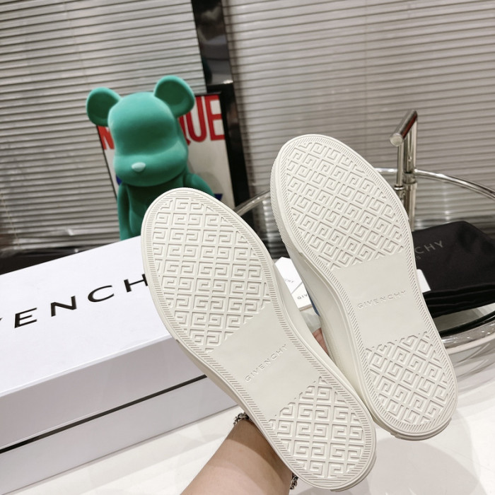 g1vency sneaker