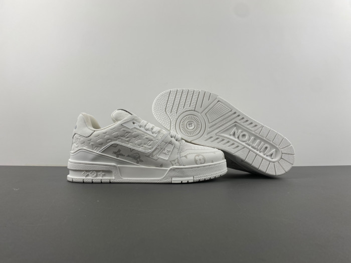 lovt sneaker