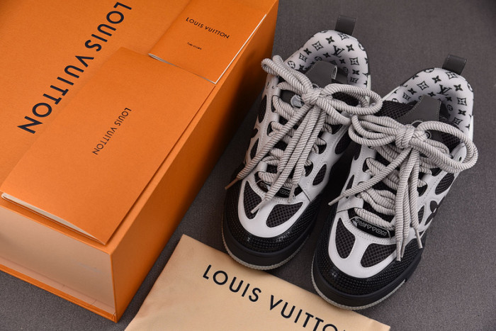lovt sneaker