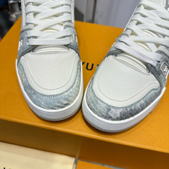 lovt sneaker