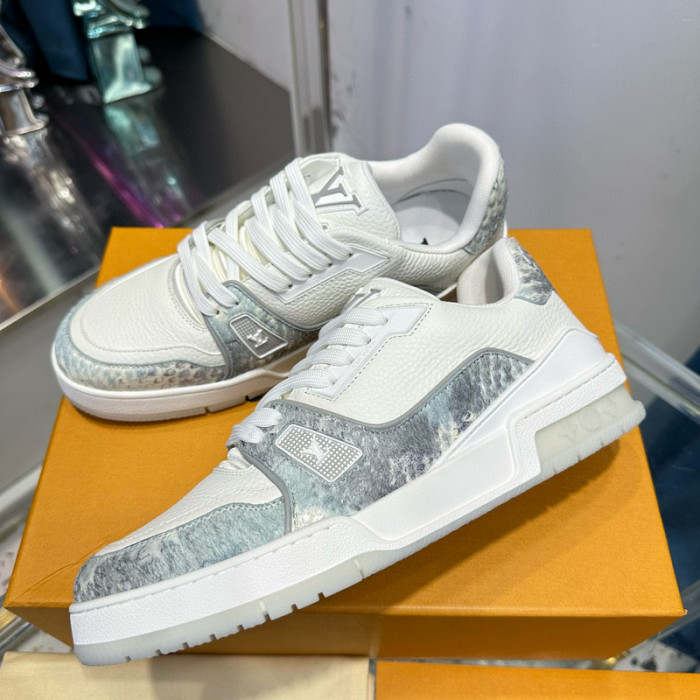 lovt sneaker