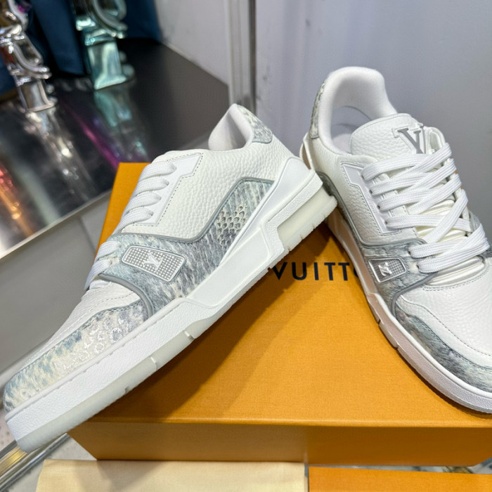 lovt sneaker